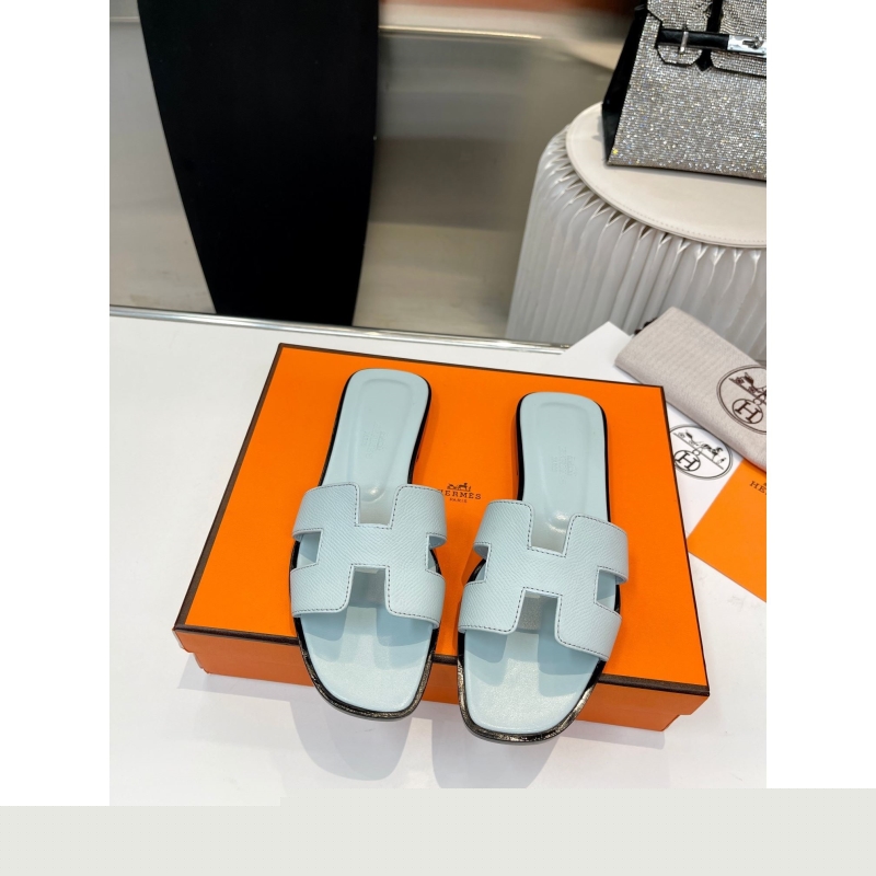 H**mes slippers